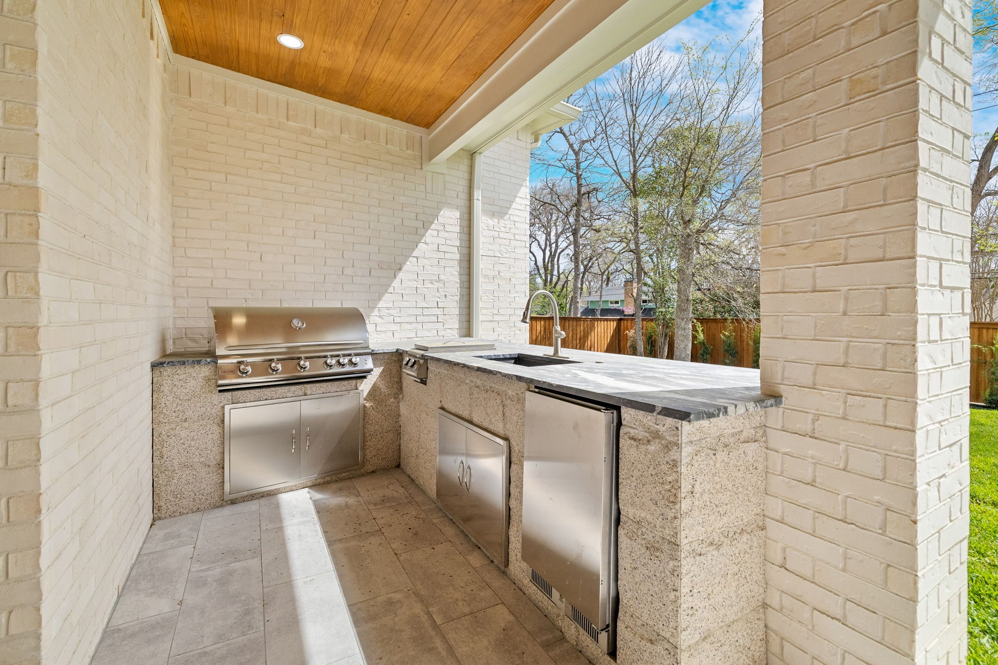 8222 San Leandro Drive Dallas TX 75218