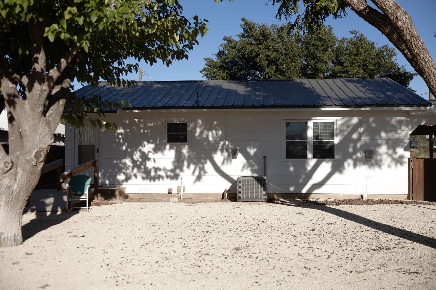 304 S Main Street Loraine TX 79532