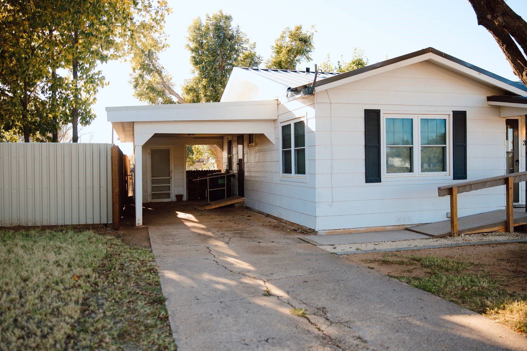 304 S Main Street Loraine TX 79532