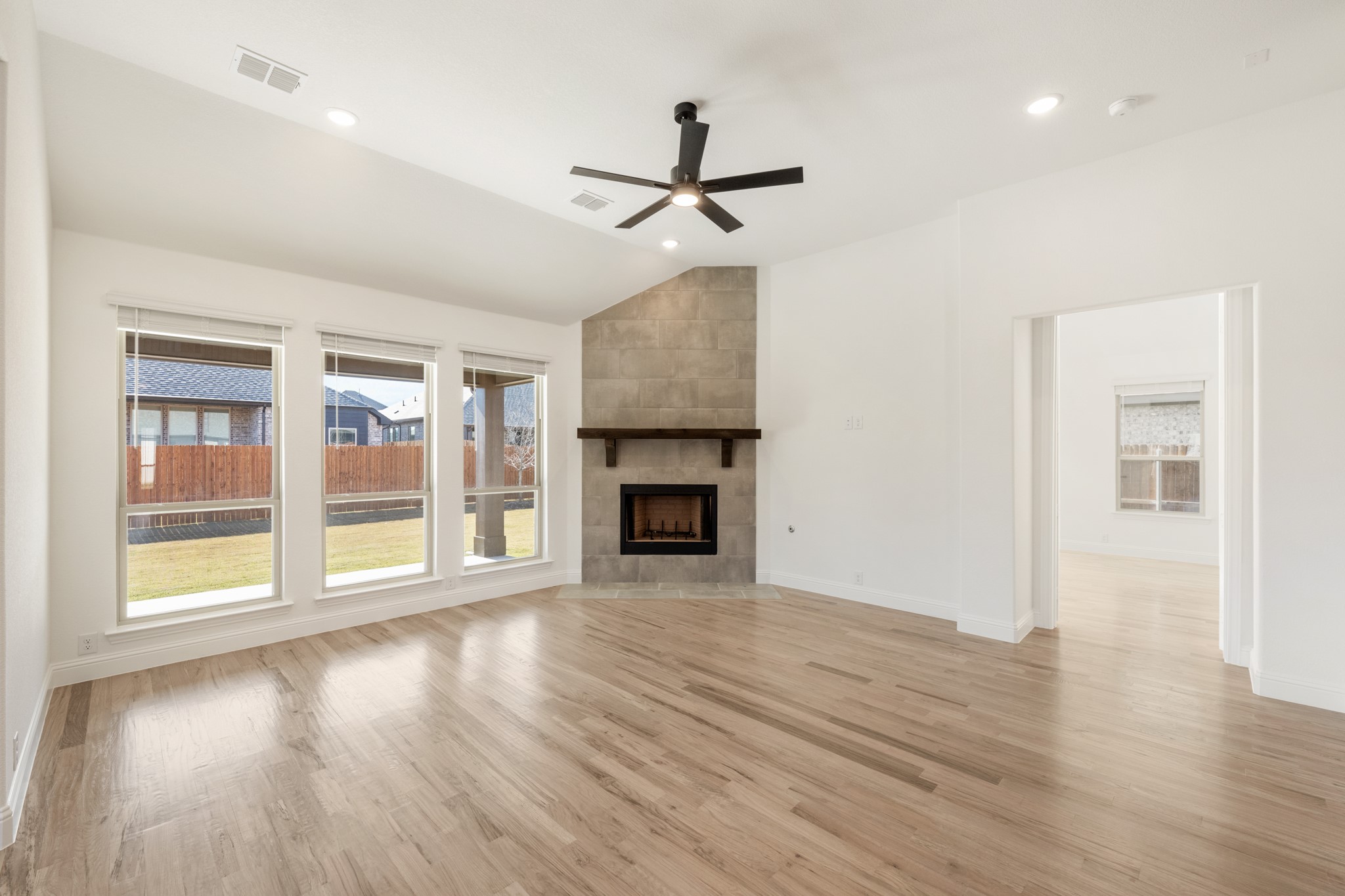 1001 Sedona Trail Justin TX 76247