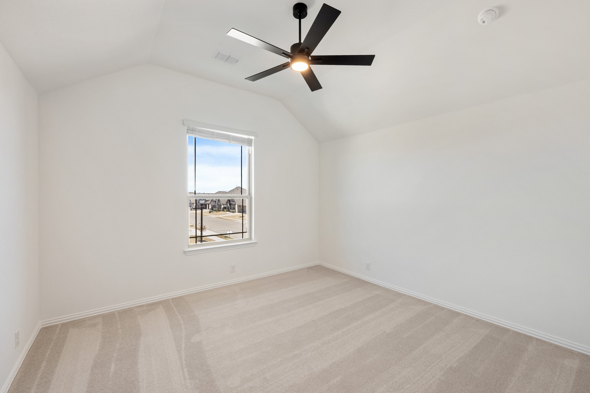 1001 Sedona Trail Justin TX 76247