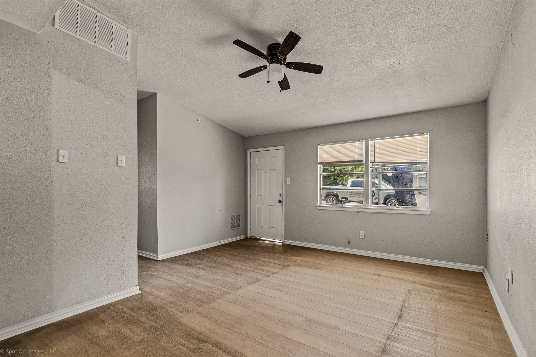 1814 Cumberland Drive Garland TX 75040