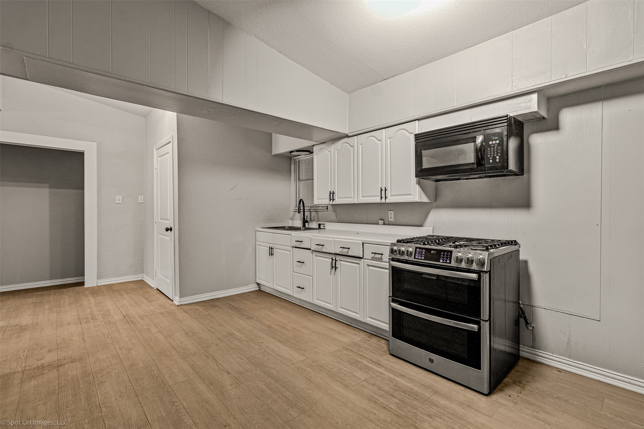 1814 Cumberland Drive Garland TX 75040