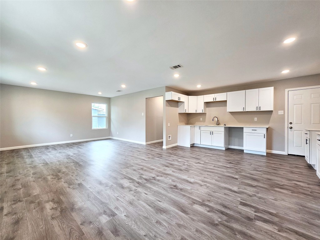 5165 Cardiff Street Dallas TX 75241