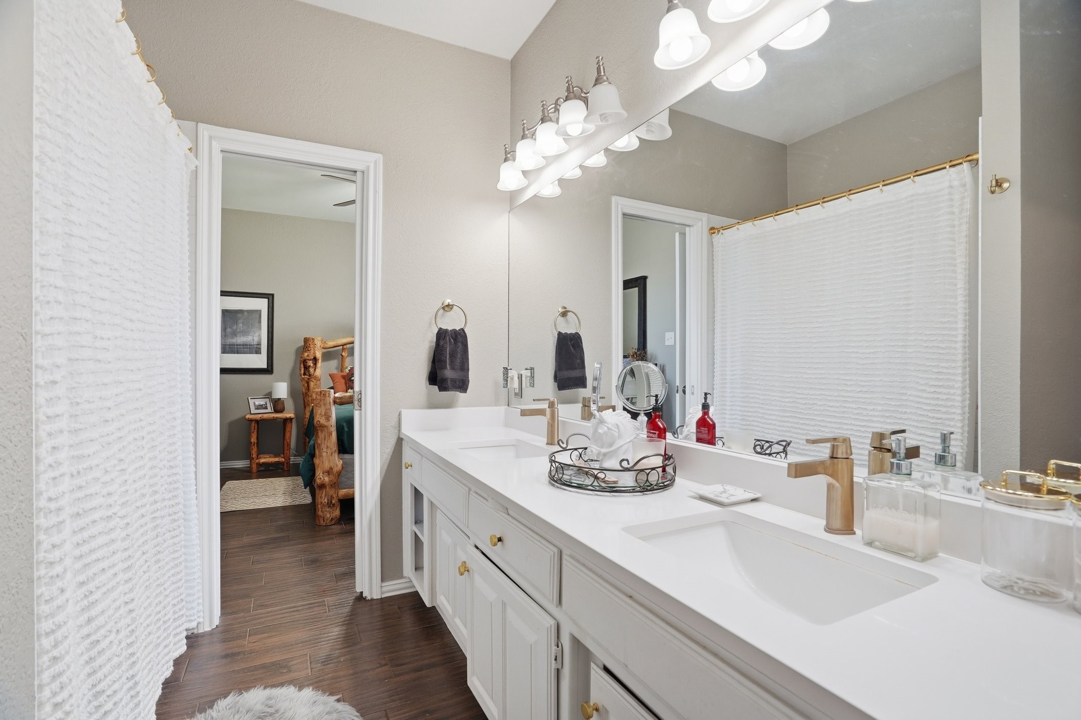 333 Meadow Crest Road Fort Worth TX 76108
