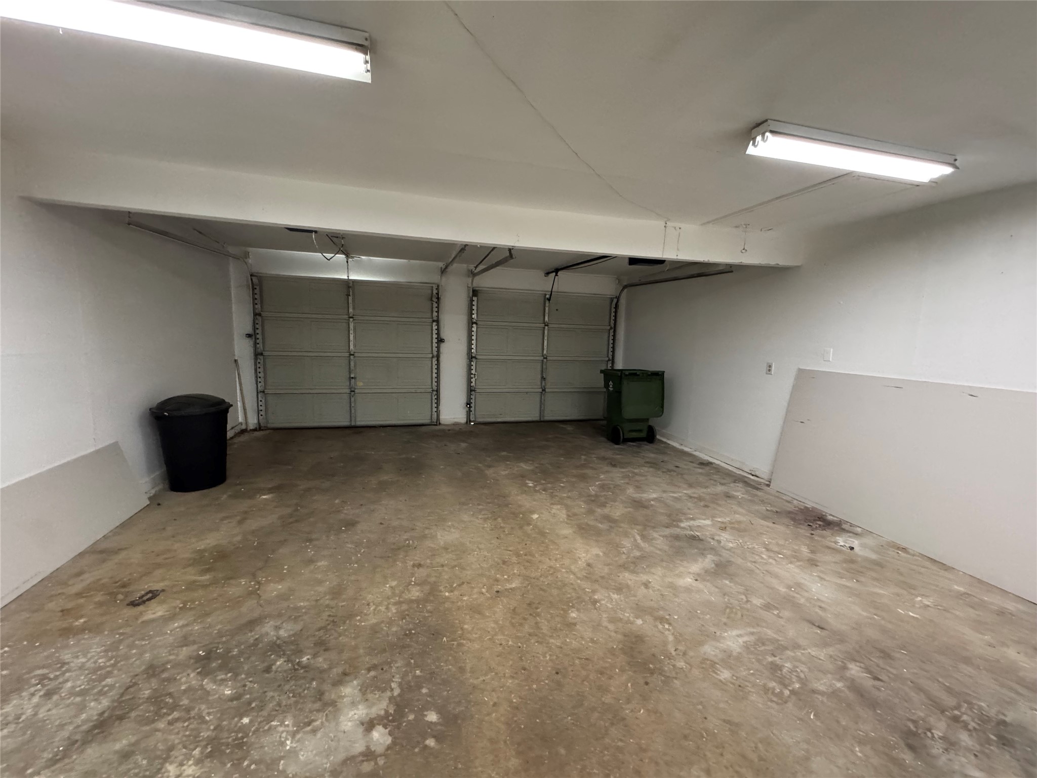 617 Forest Lane Hurst TX 76053