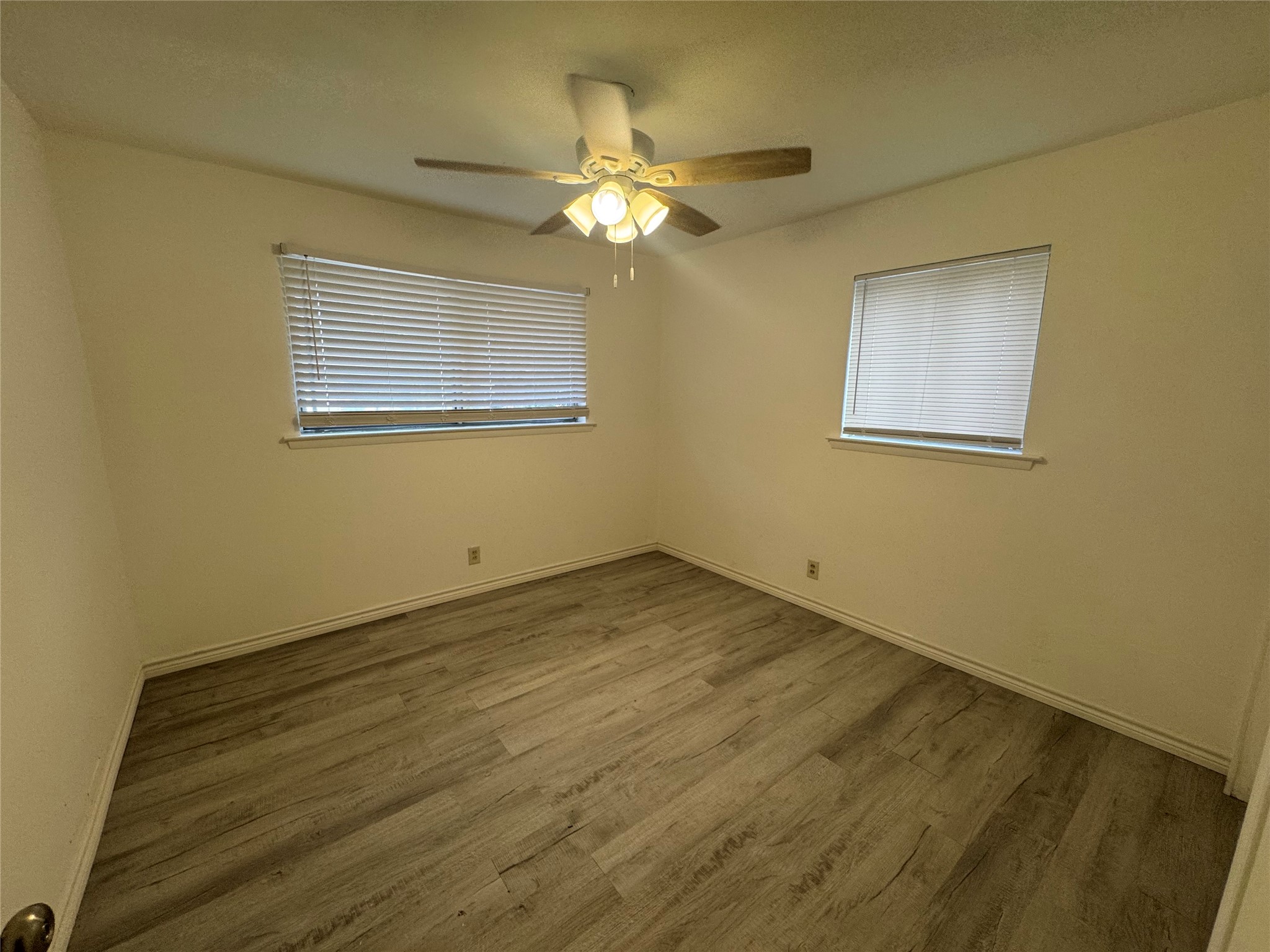 617 Forest Lane Hurst TX 76053