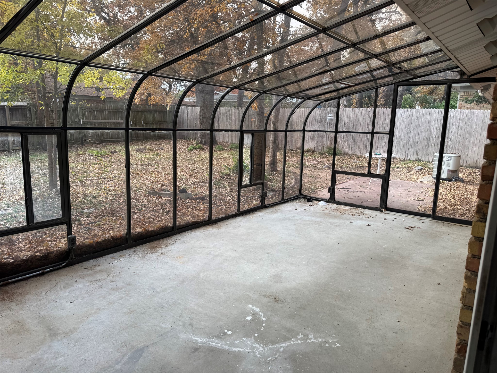 617 Forest Lane Hurst TX 76053
