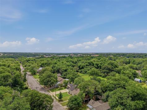 513 W Water Street Weatherford TX 76086