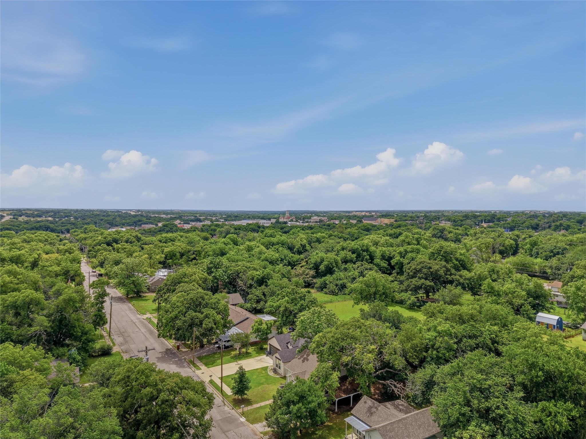 513 W Water Street Weatherford TX 76086