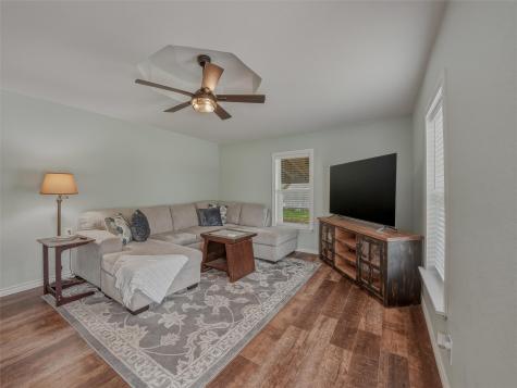 513 W Water Street Weatherford TX 76086