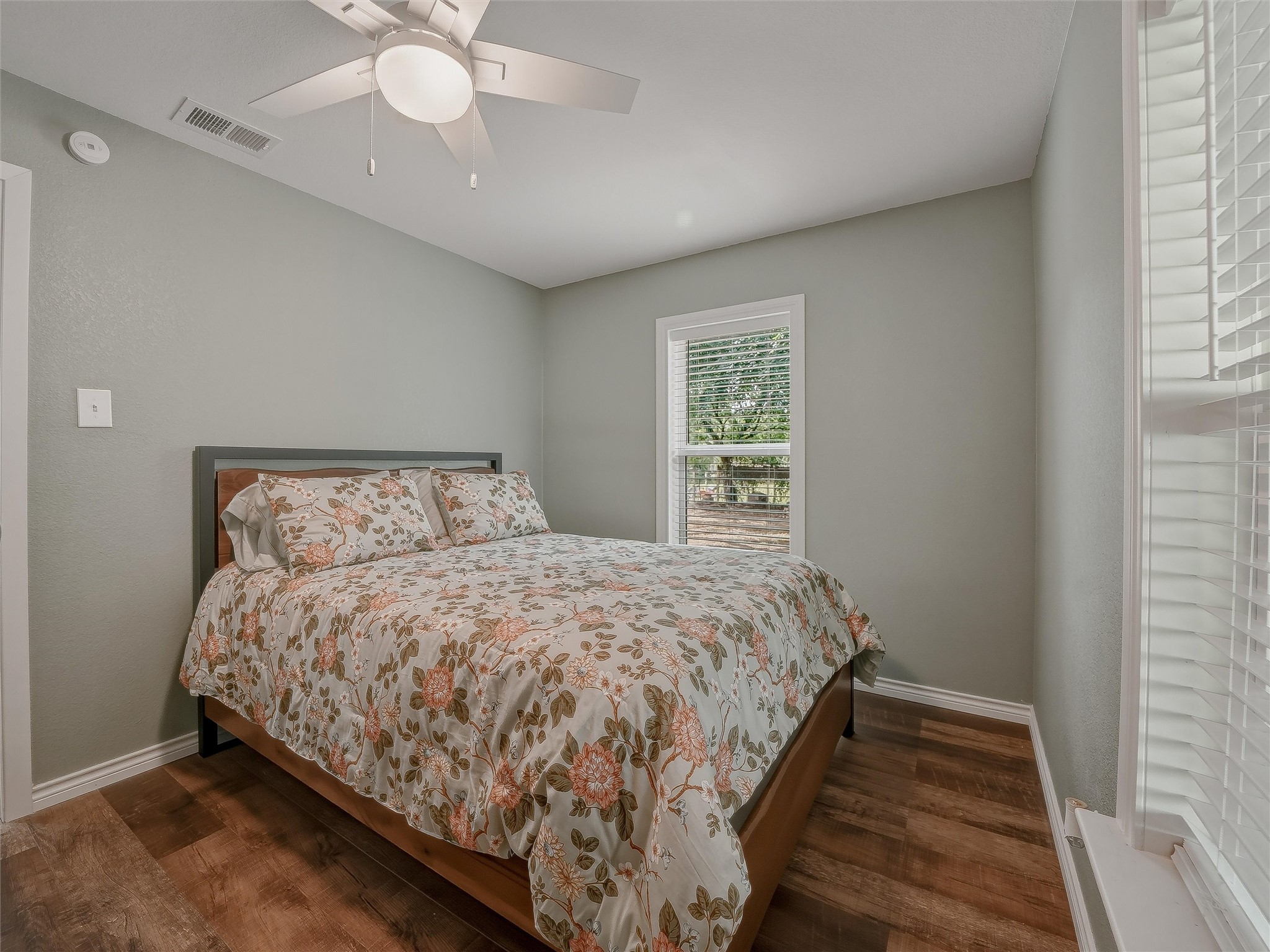 513 W Water Street Weatherford TX 76086