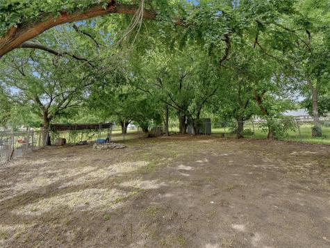 513 W Water Street Weatherford TX 76086