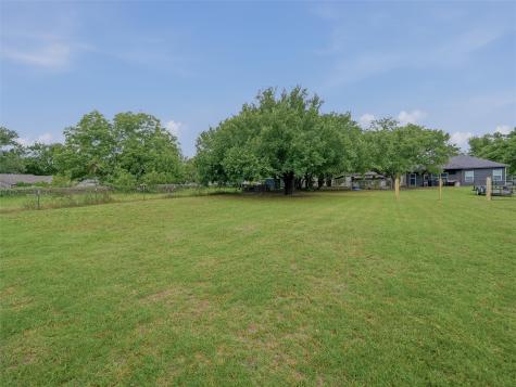 513 W Water Street Weatherford TX 76086