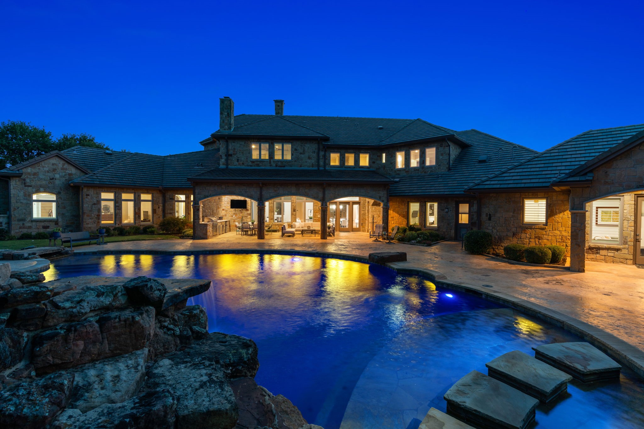 1908 Point De Vue Drive Flower Mound TX 75022
