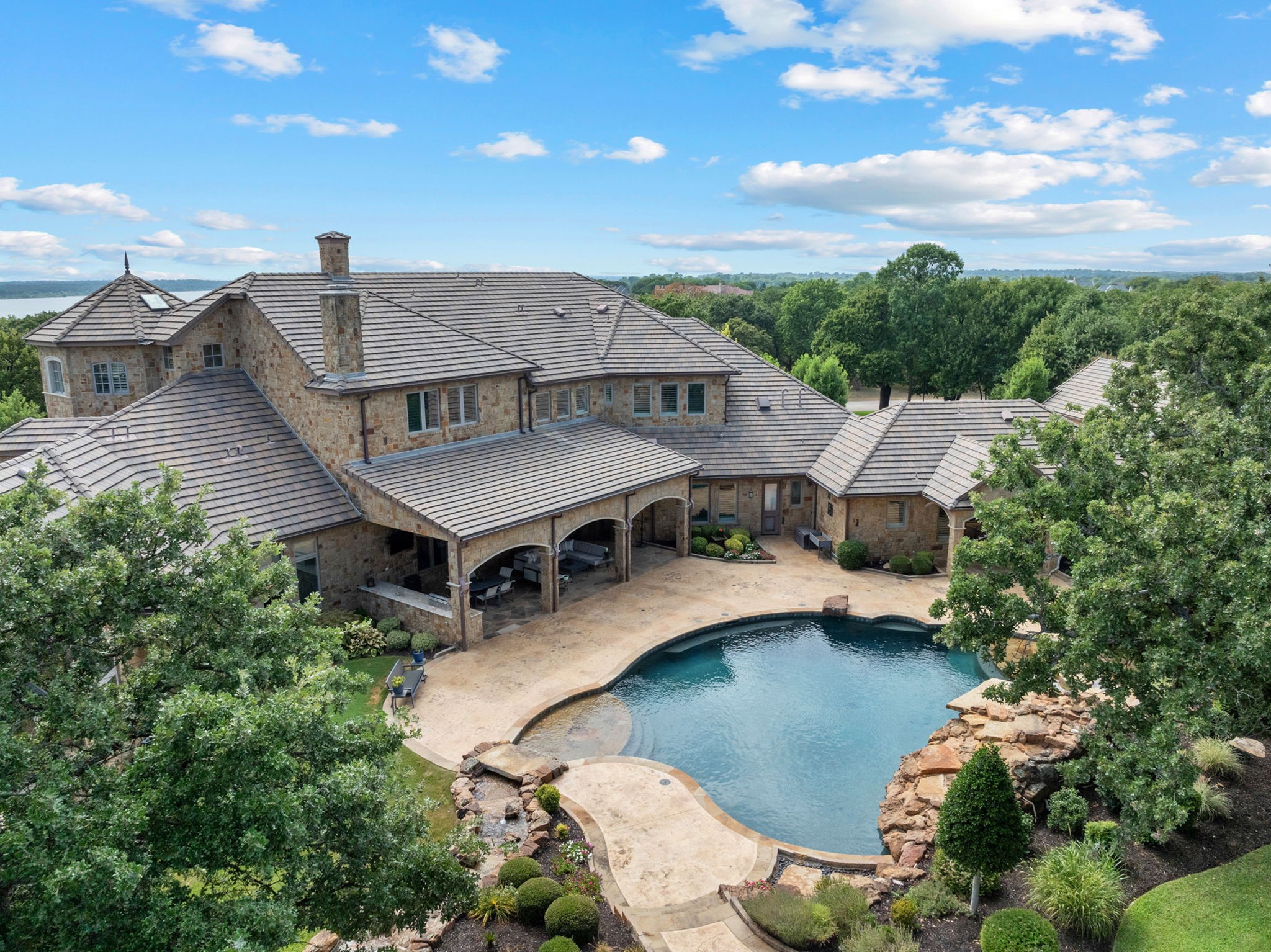 1908 Point De Vue Drive Flower Mound TX 75022
