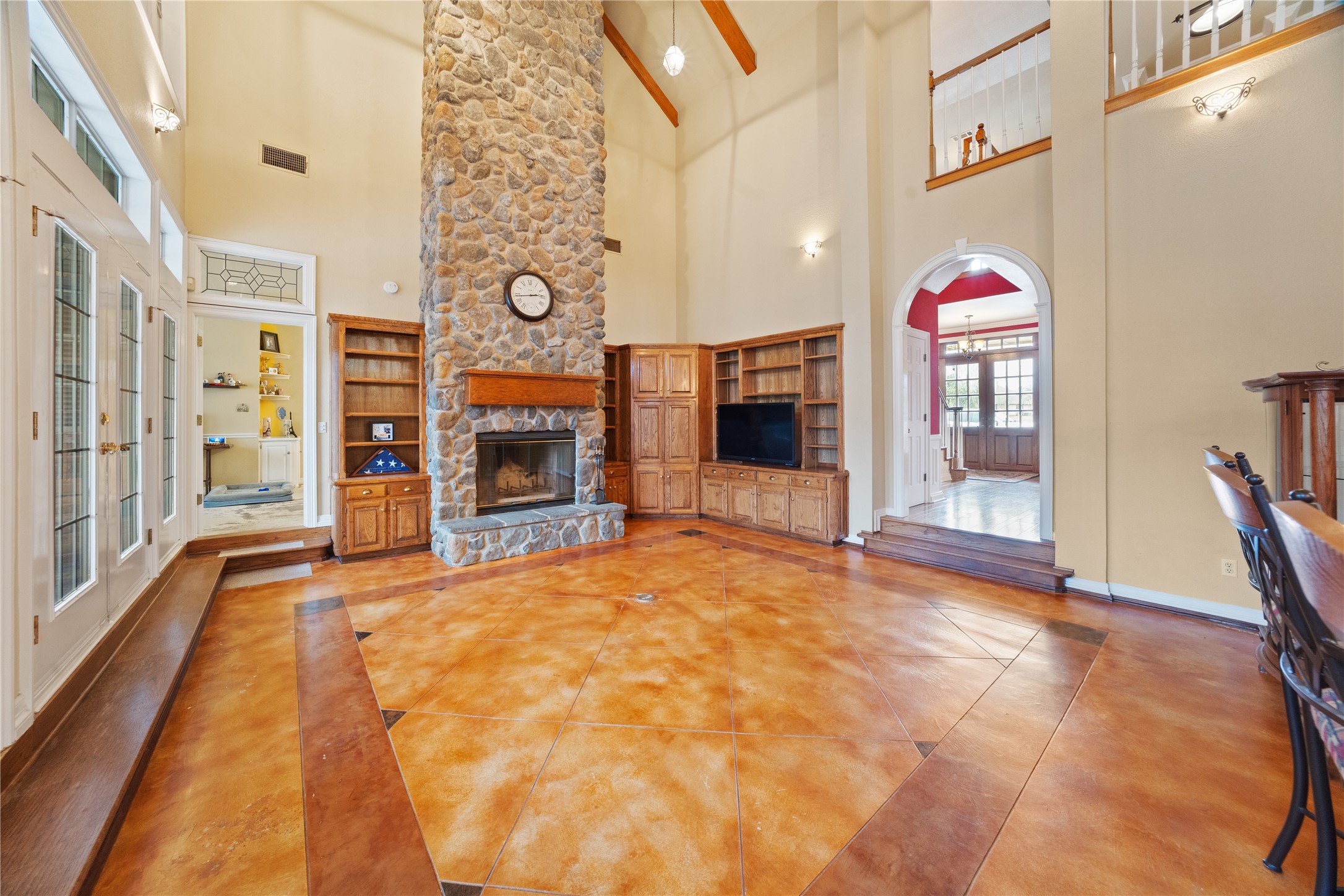 207 Oakridge Trail Kennedale TX 76060