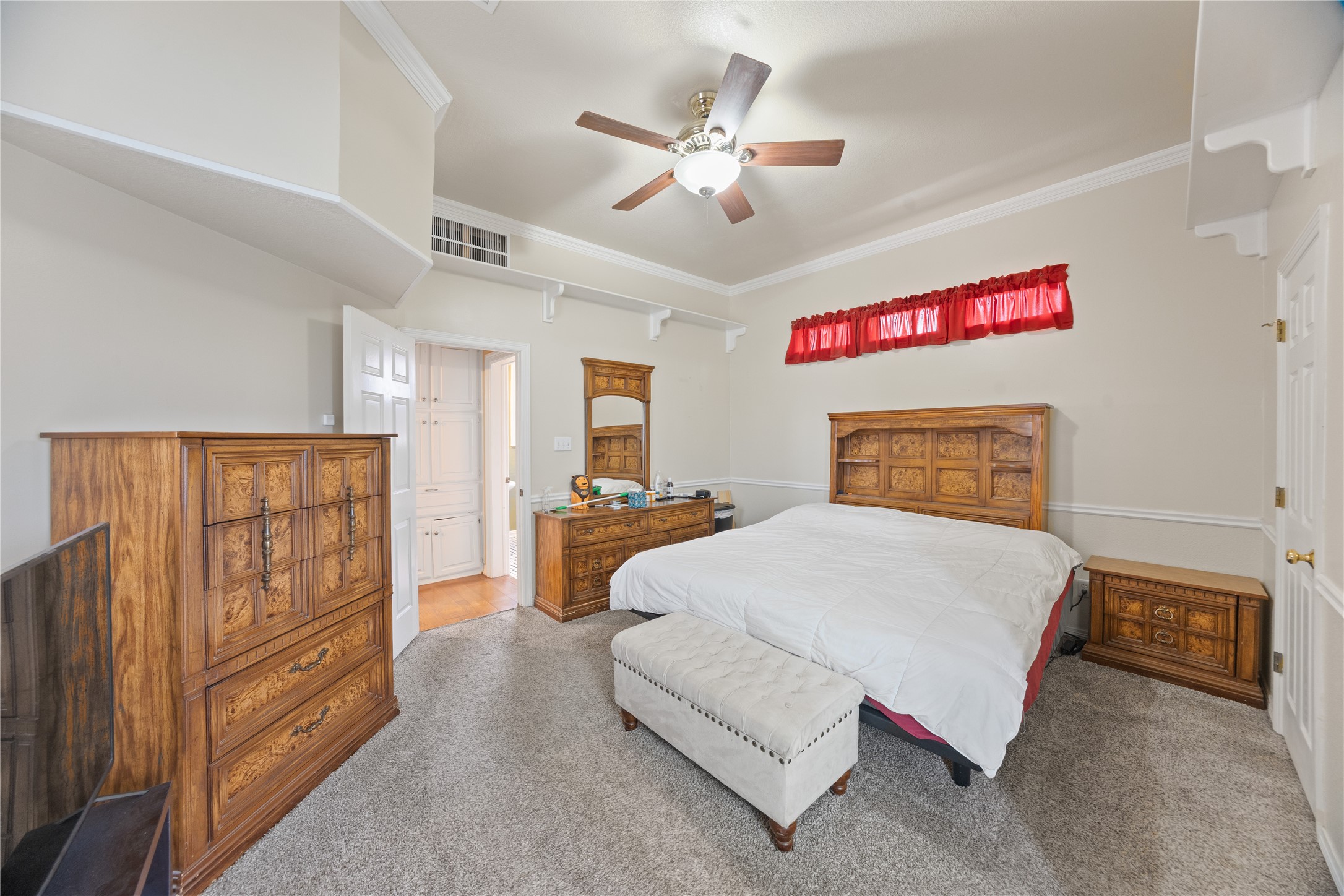 207 Oakridge Trail Kennedale TX 76060