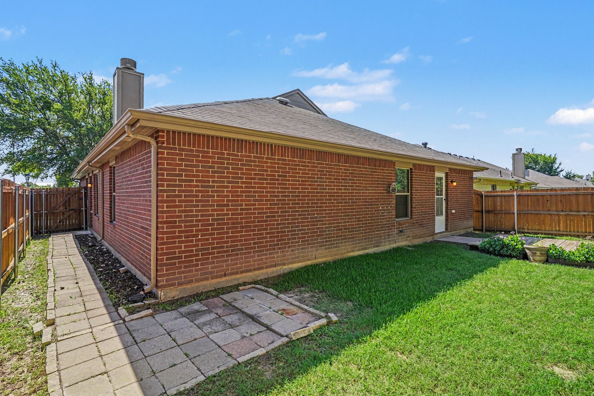 2541 Rivers Edge Drive Fort Worth TX 76118