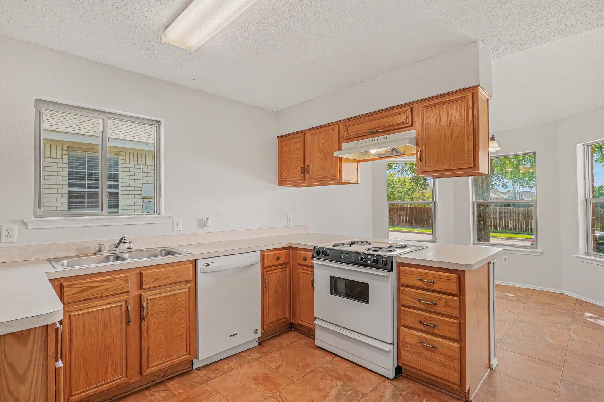 2541 Rivers Edge Drive Fort Worth TX 76118