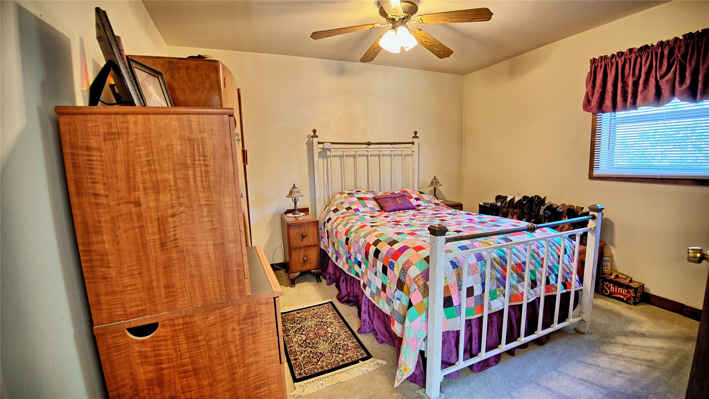 712 Front Street Sunset TX 76270