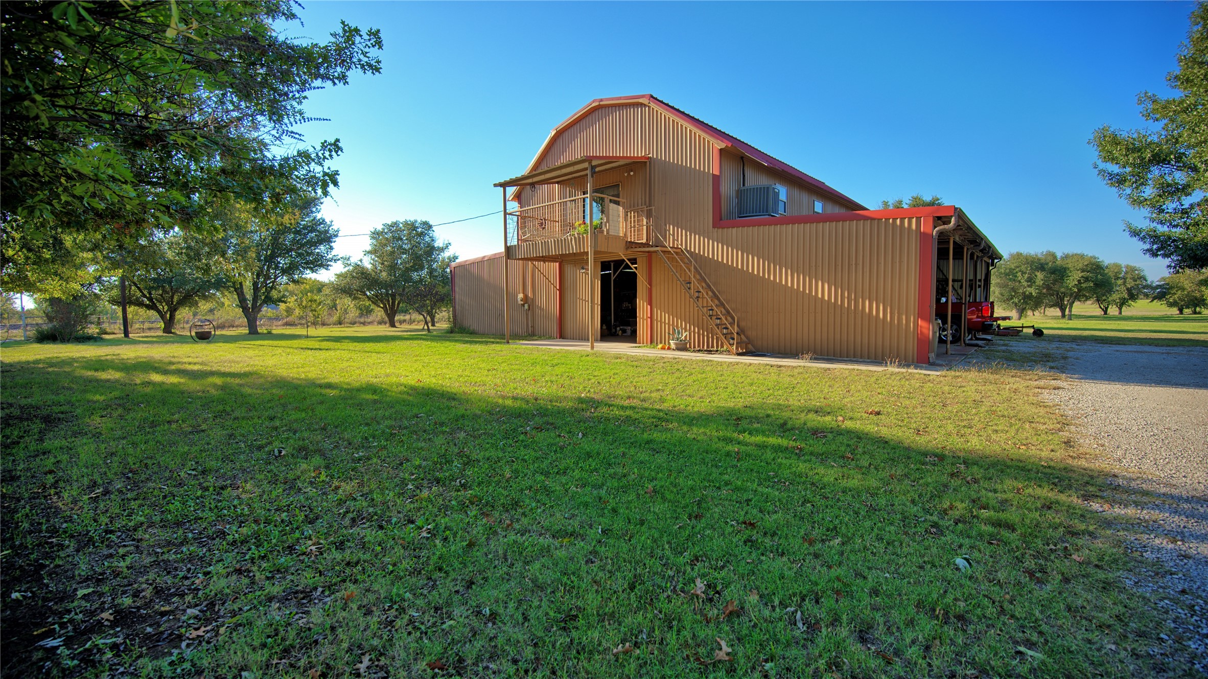 712 Front Street Sunset TX 76270