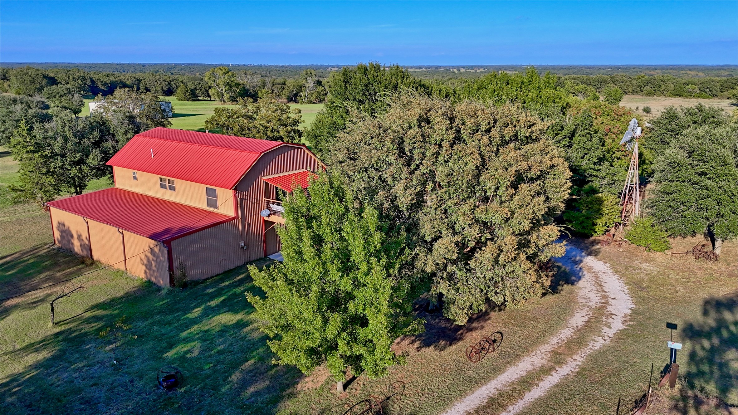 712 Front Street Sunset TX 76270
