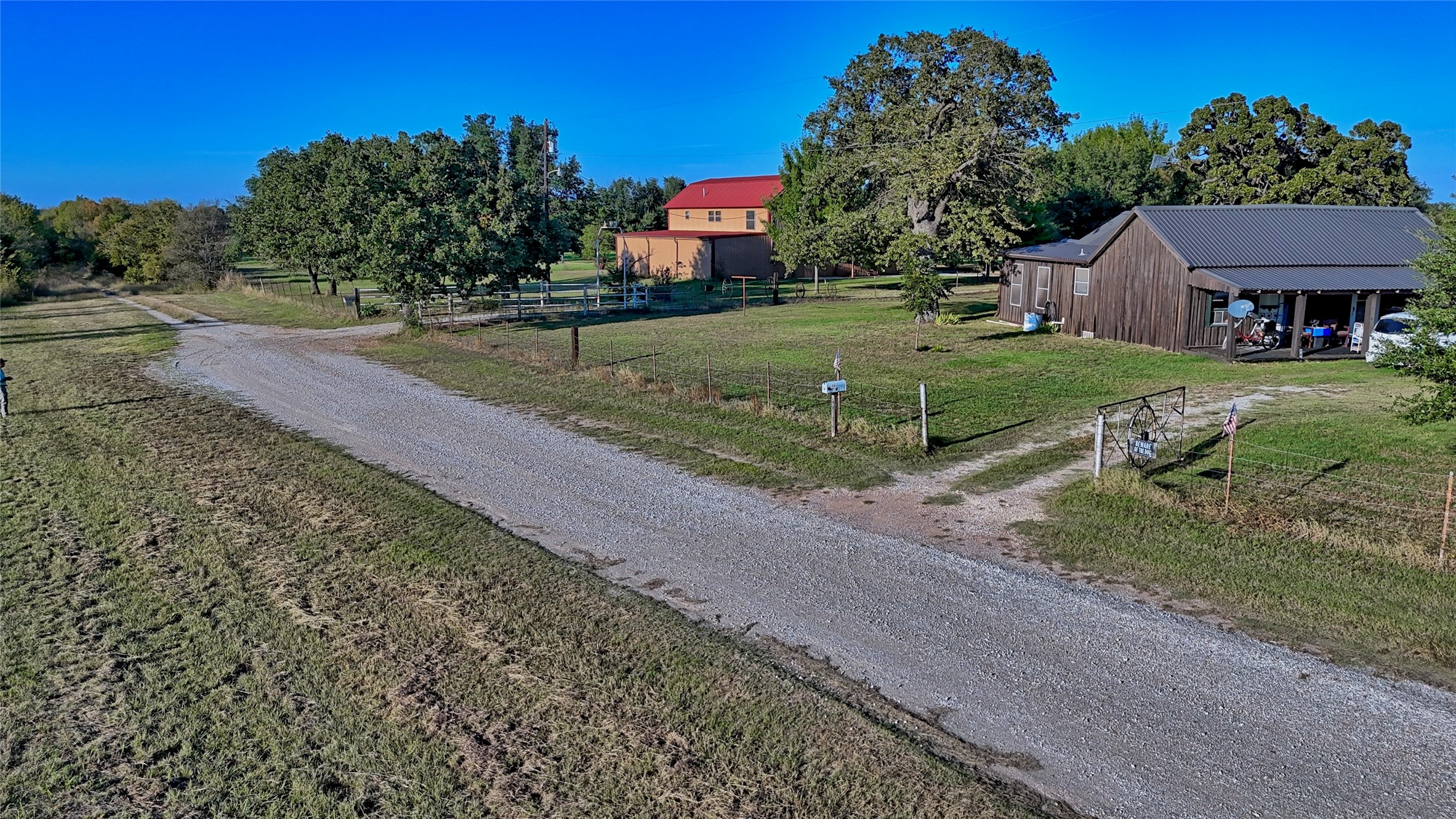 712 Front Street Sunset TX 76270