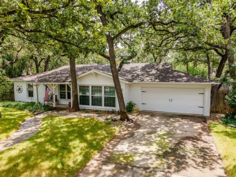 5704 Blueridge Drive Fort Worth TX 76112