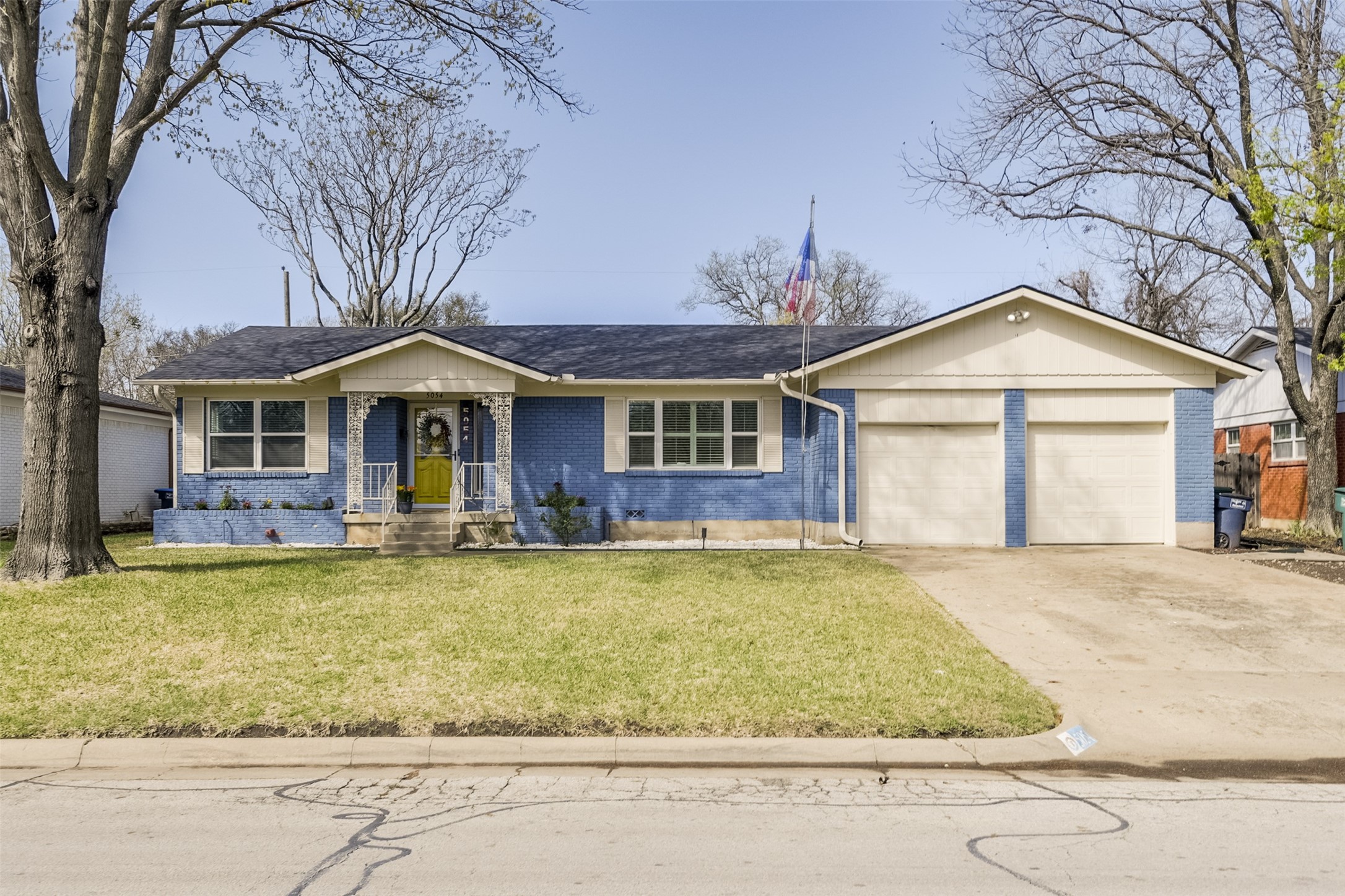 5054 Cockrell Avenue Fort Worth TX 76133