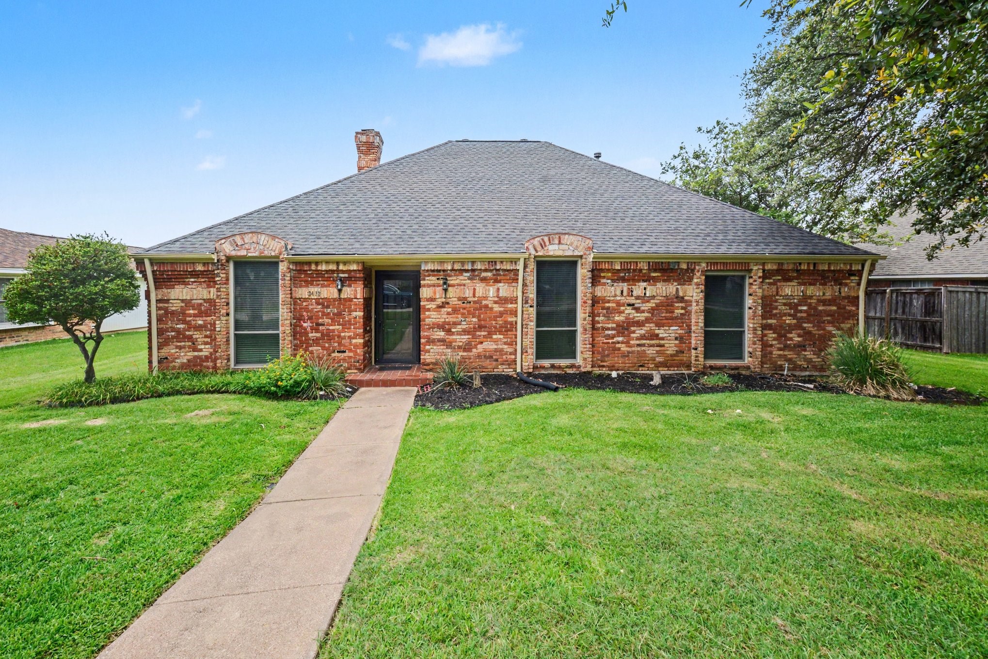 3413 Hightrail Lane Garland TX 75043
