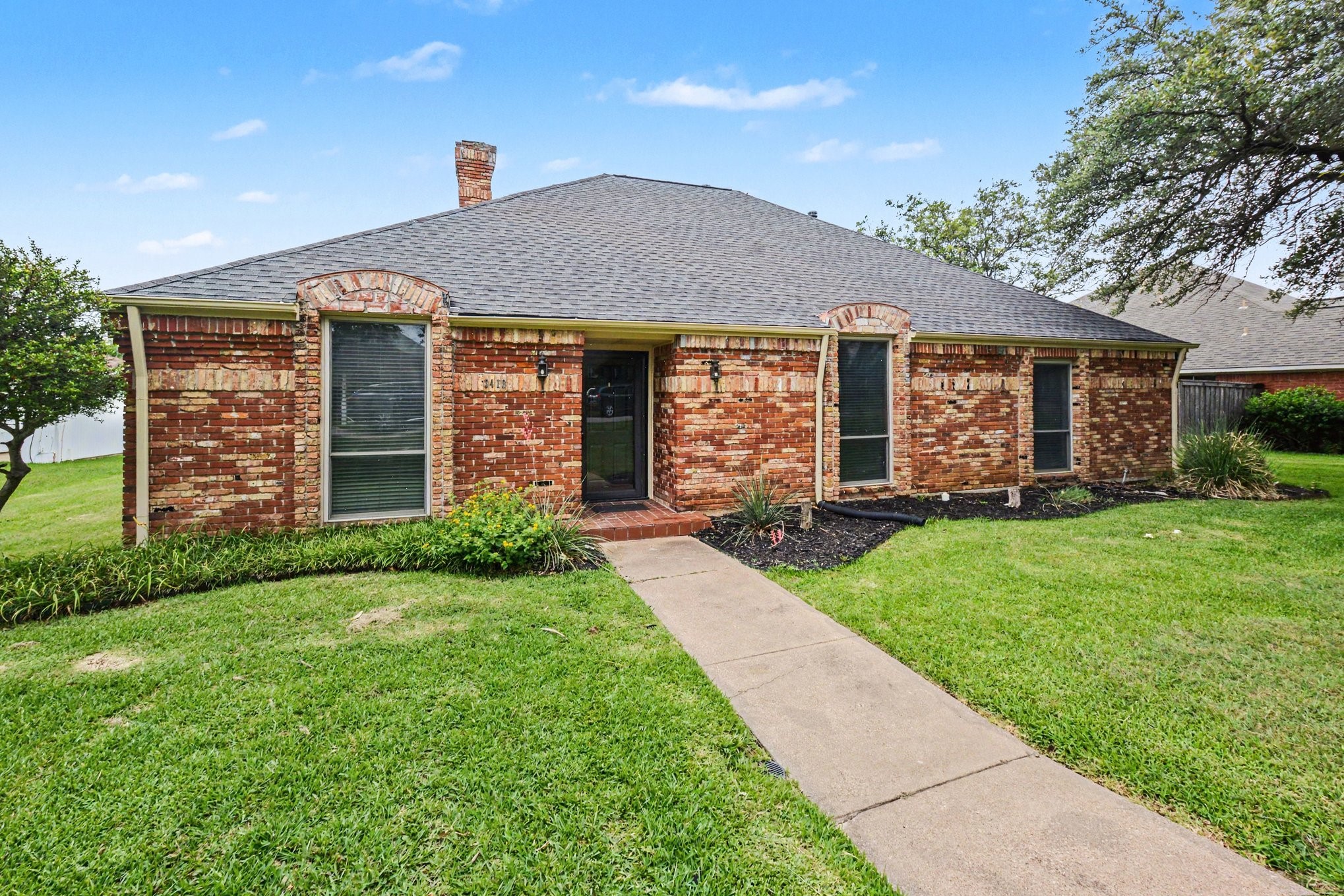 3413 Hightrail Lane Garland TX 75043