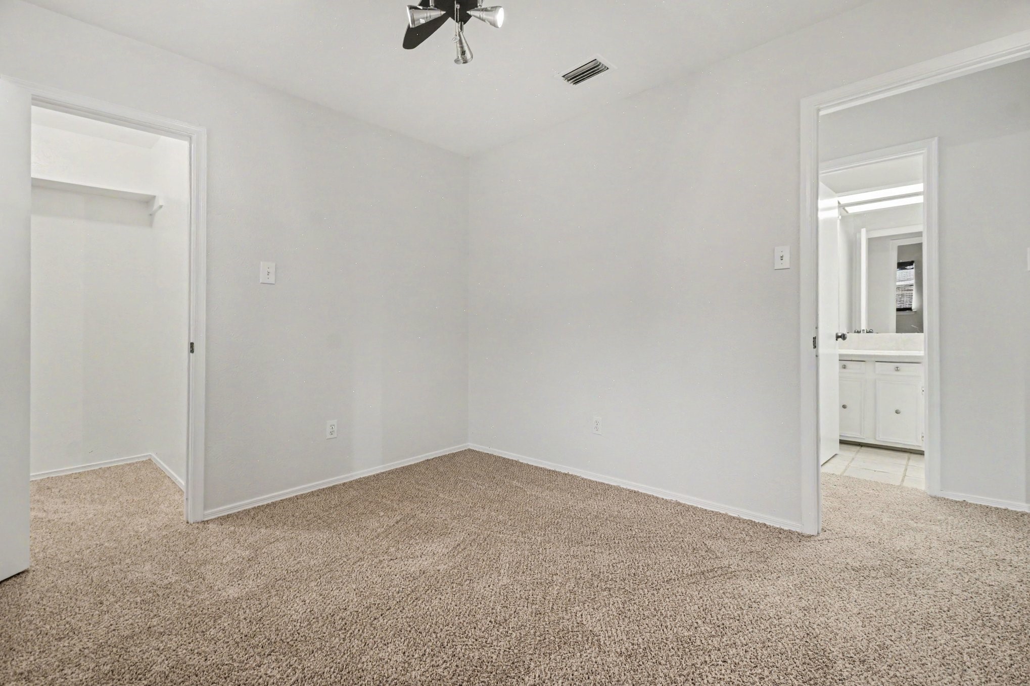 3413 Hightrail Lane Garland TX 75043