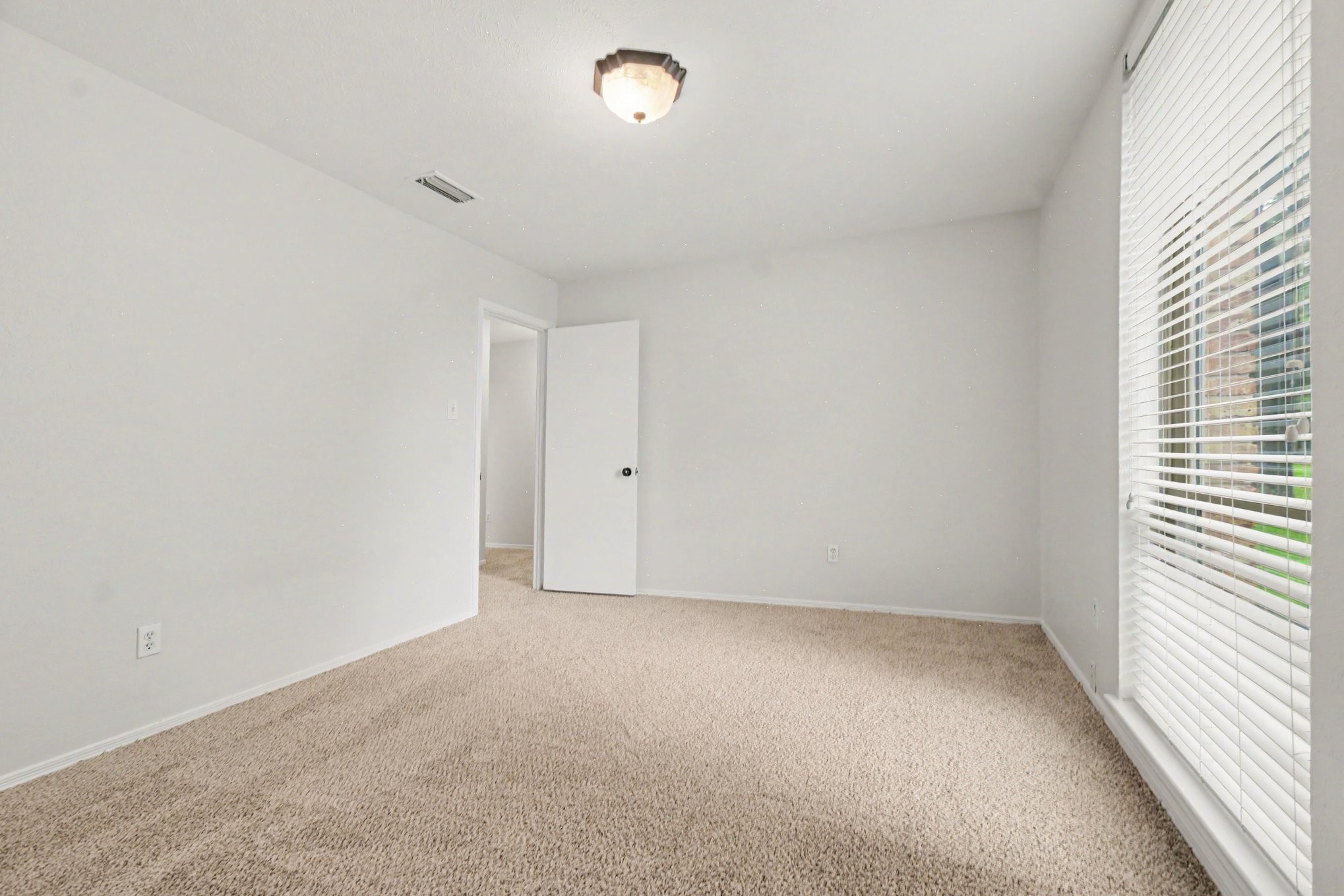3413 Hightrail Lane Garland TX 75043