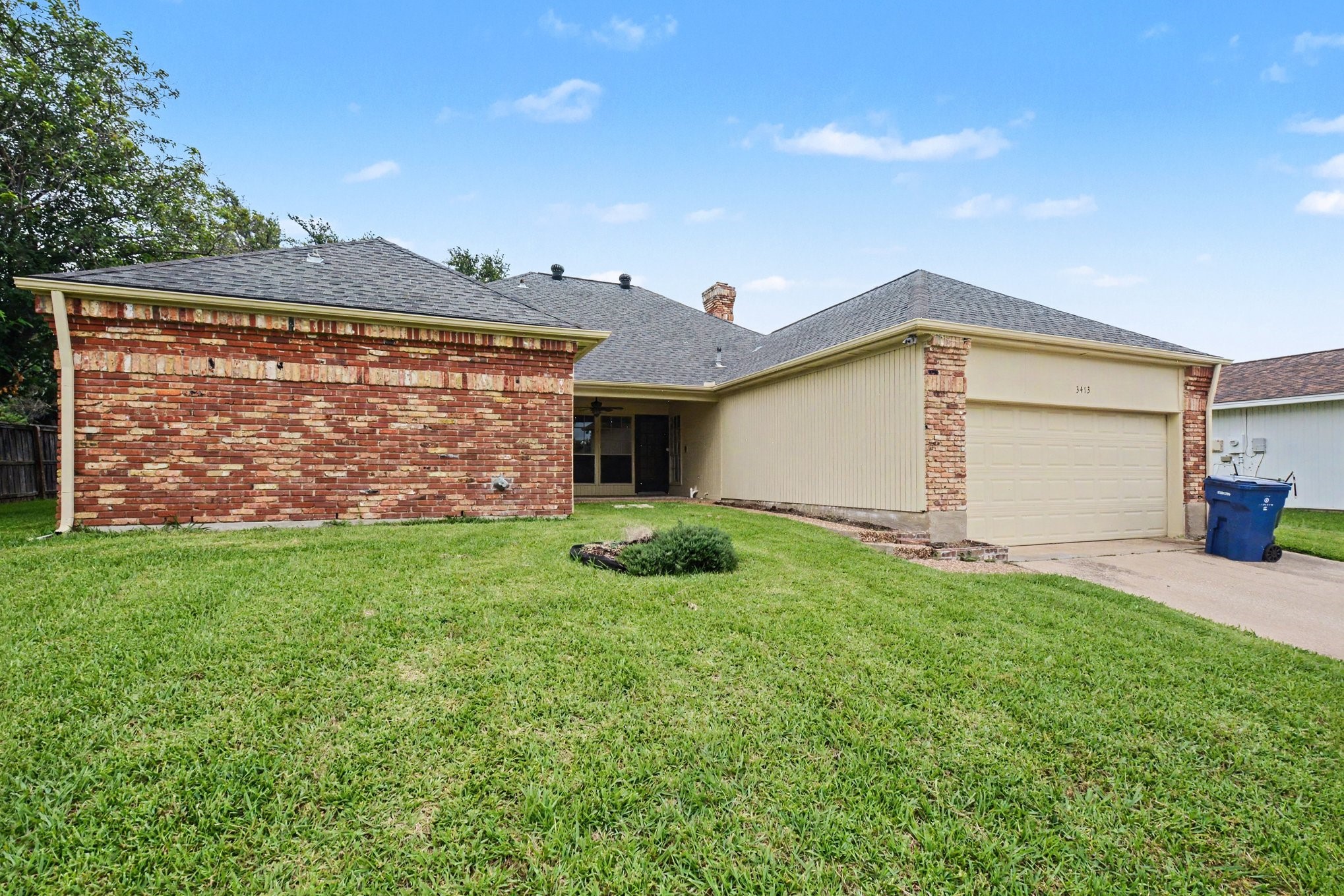 3413 Hightrail Lane Garland TX 75043