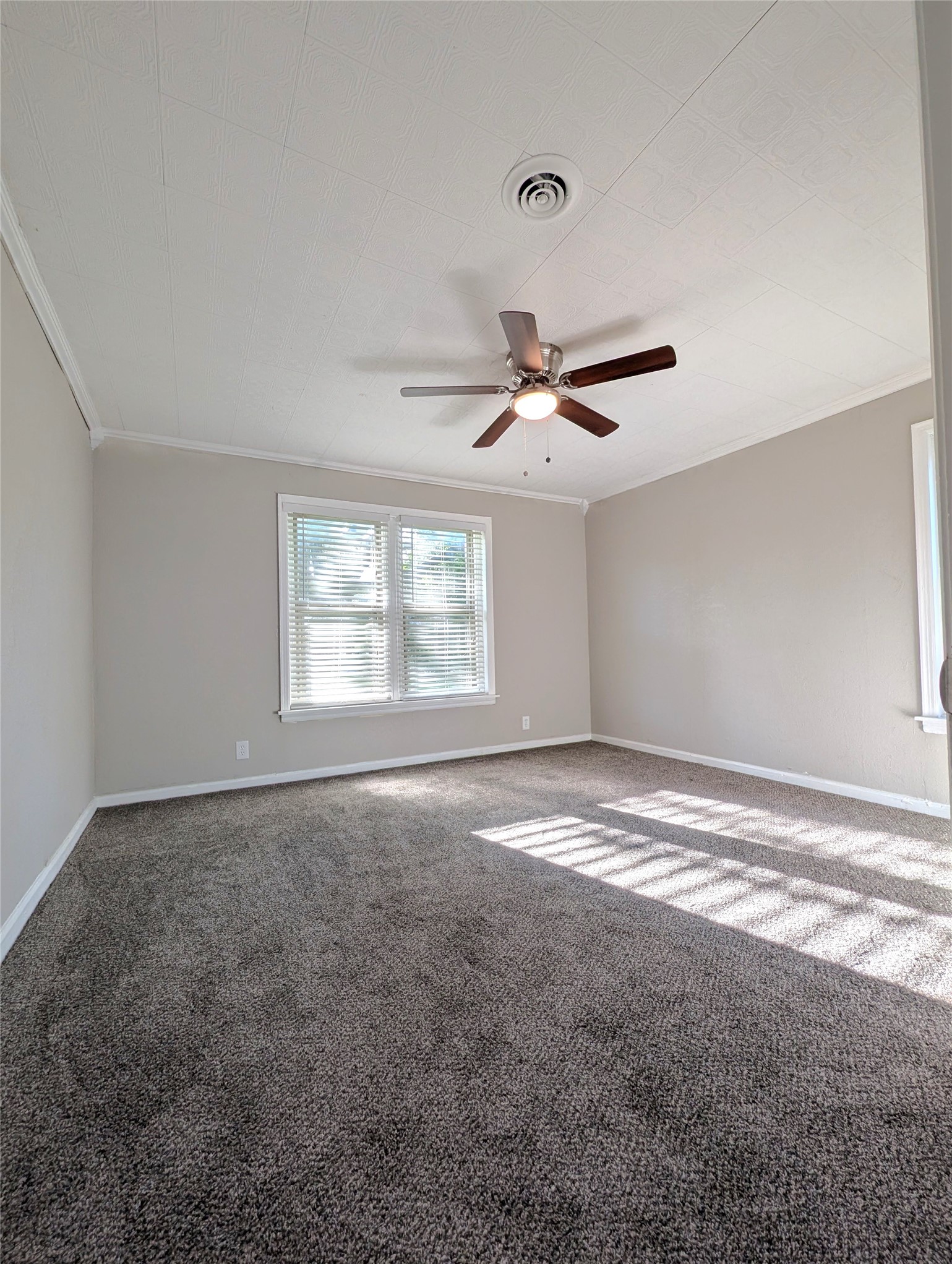 1305 Hillcrest Boulevard Gainesville TX 76240