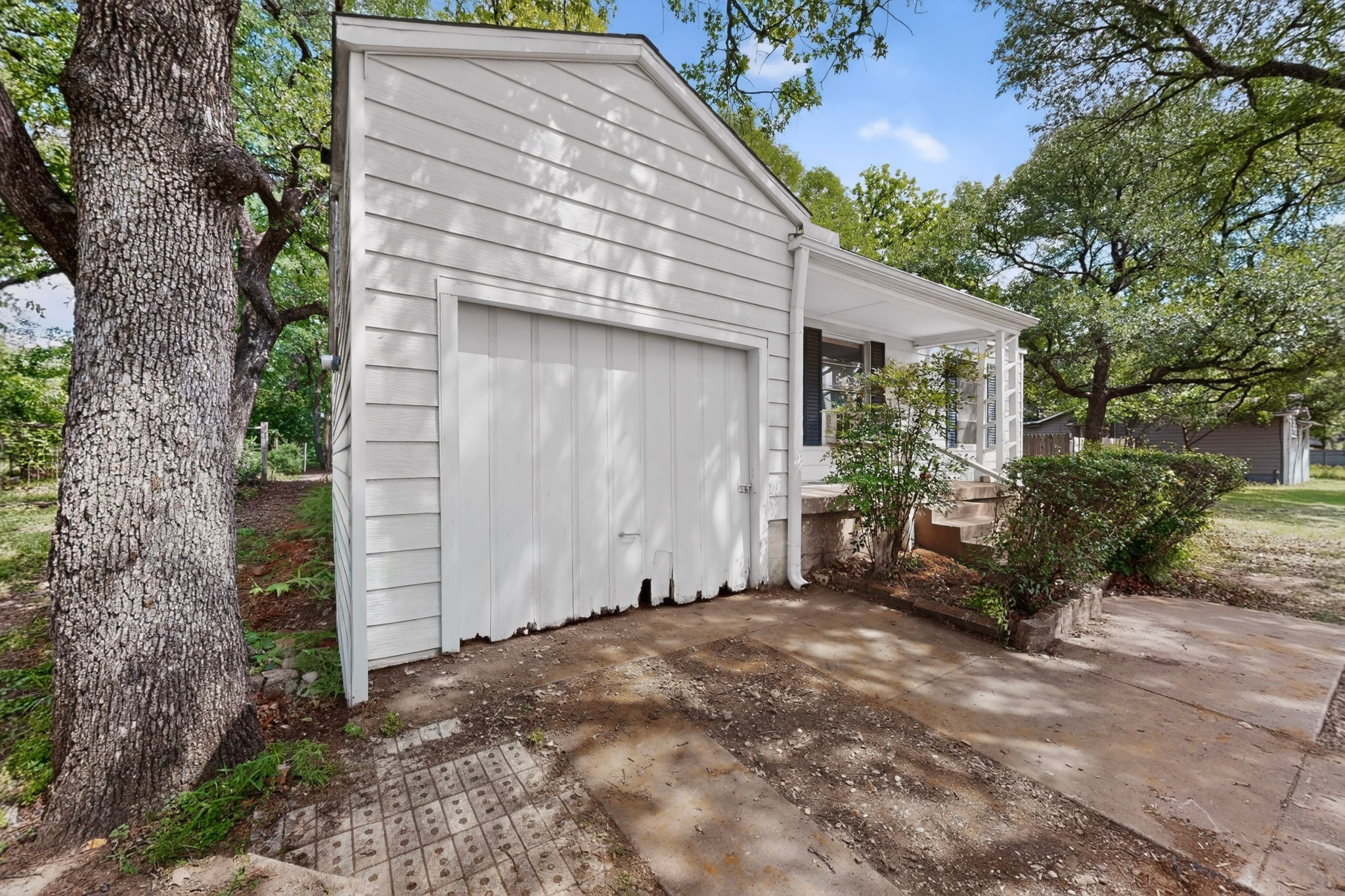 2701 Stark Street Fort Worth TX 76112