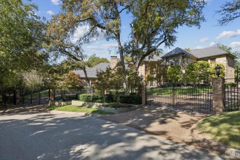 9941 Strait Lane Dallas TX 75220