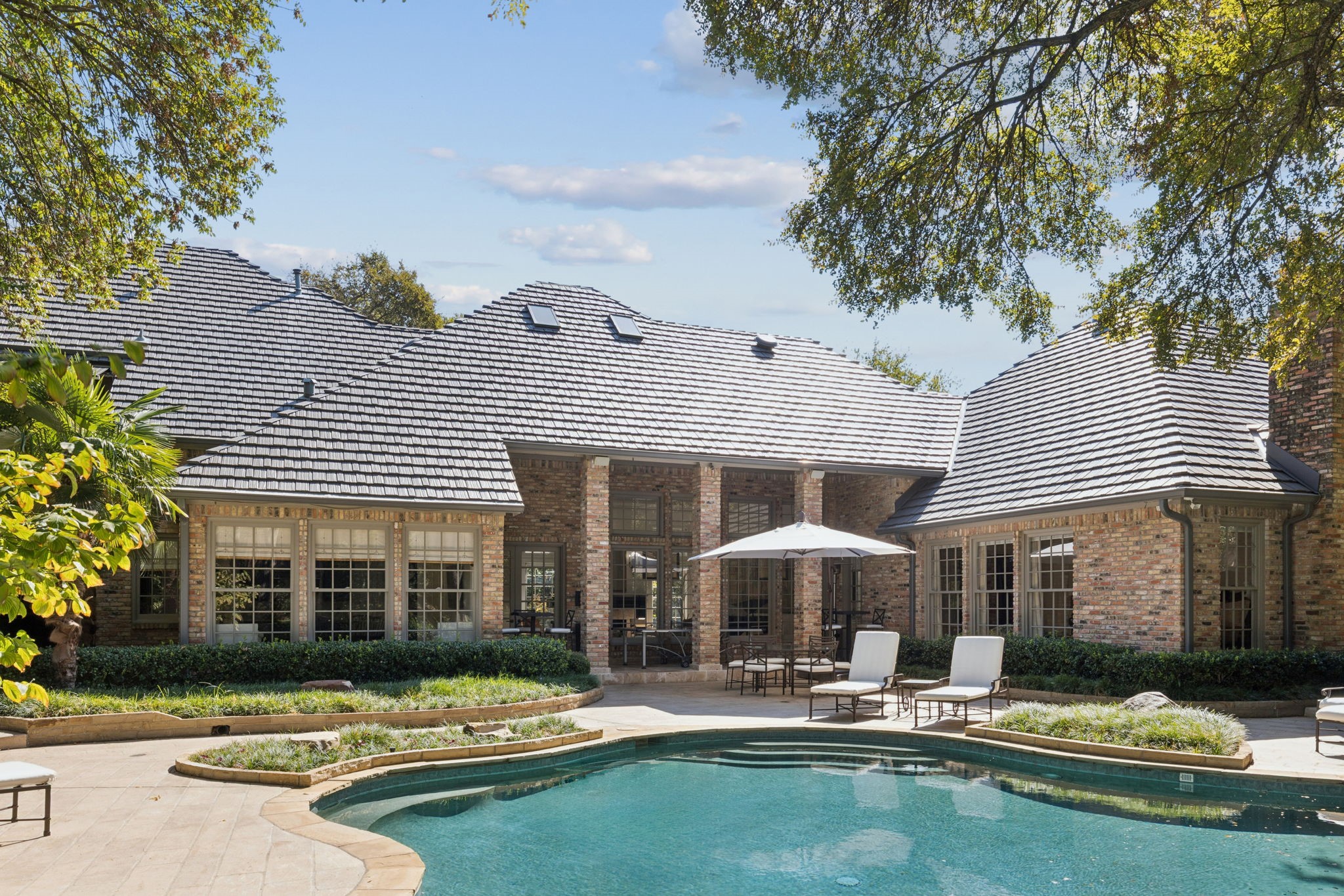 9941 Strait Lane Dallas TX 75220
