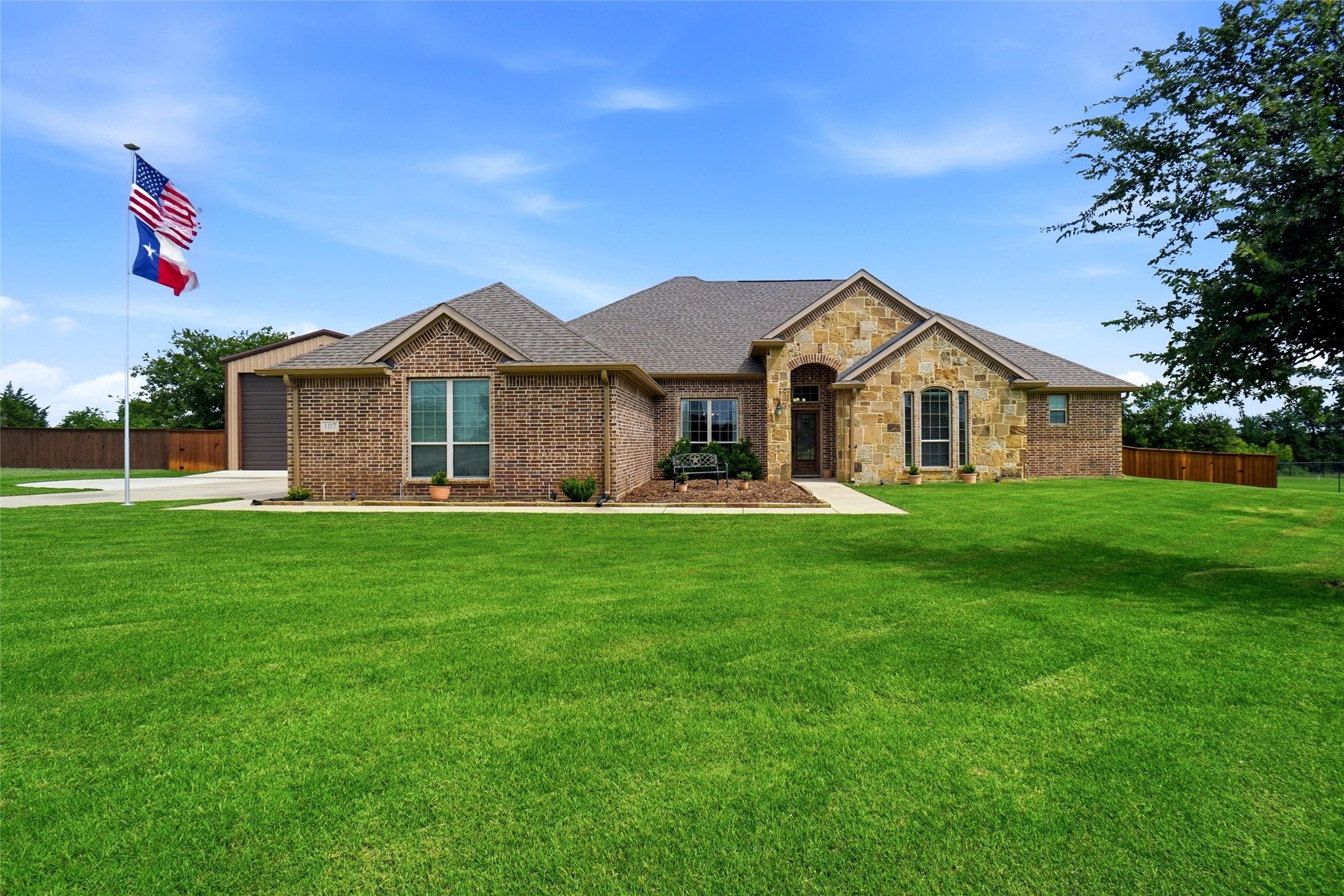 107 High Country Road Decatur TX 76234
