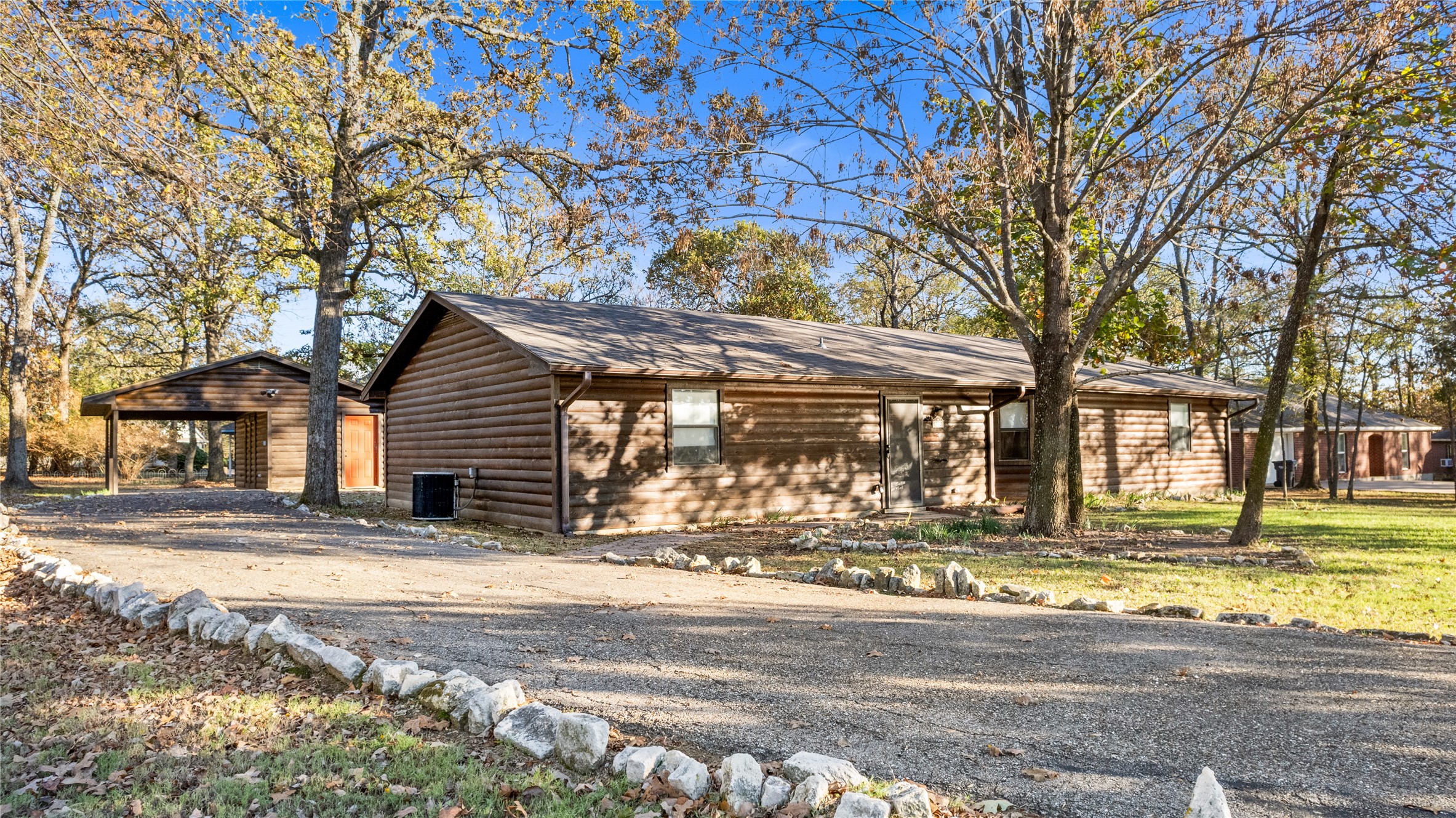 213 County Road 1997 Yantis TX 75497