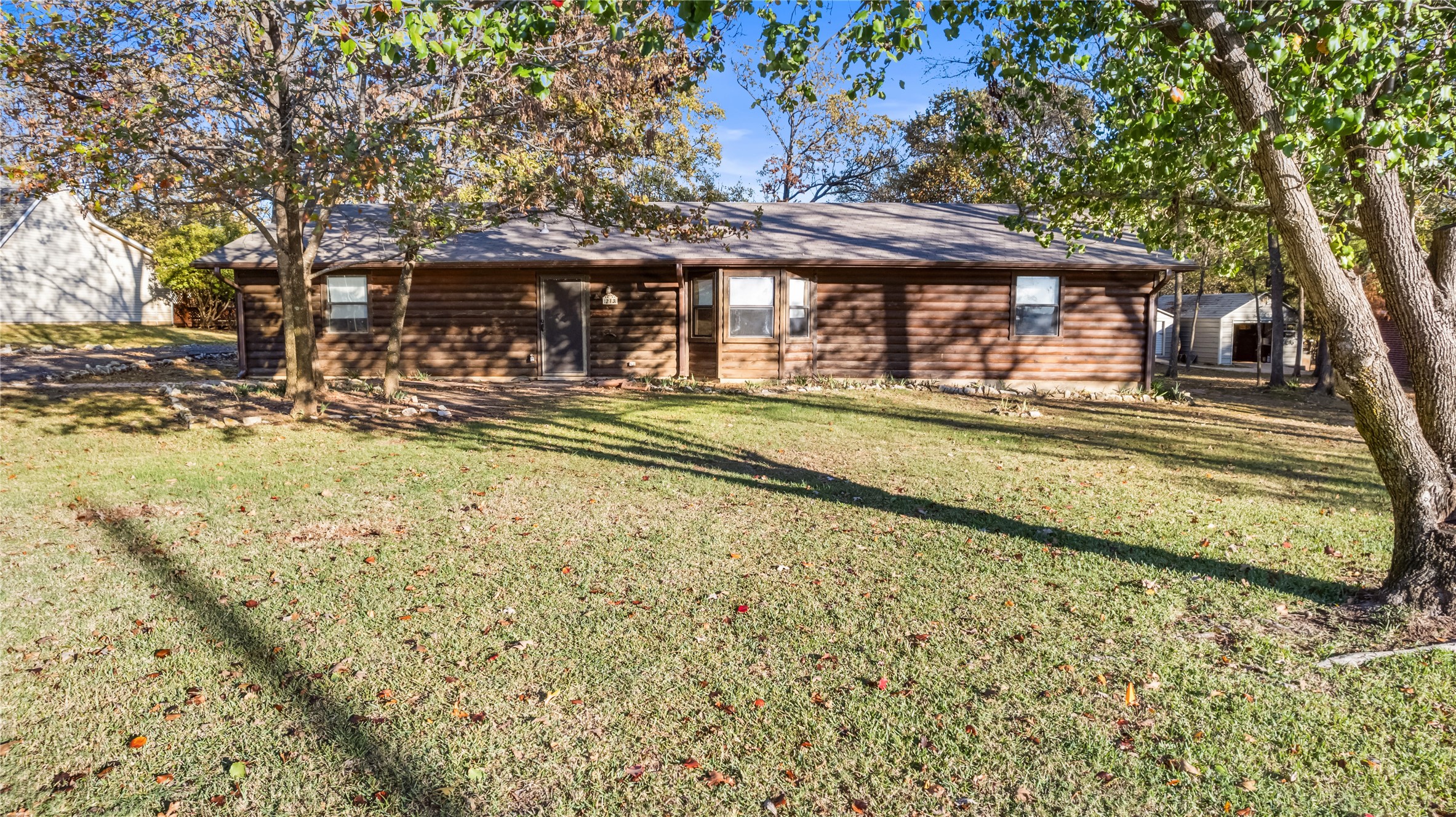 213 County Road 1997 Yantis TX 75497