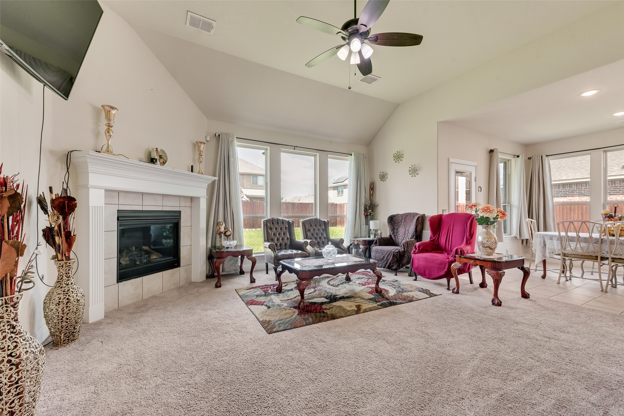 1017 Vista Lane Desoto TX 75115