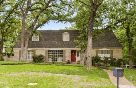 3704 Lynnwood Drive Arlington TX 76013