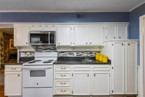 3704 Lynnwood Drive Arlington TX 76013