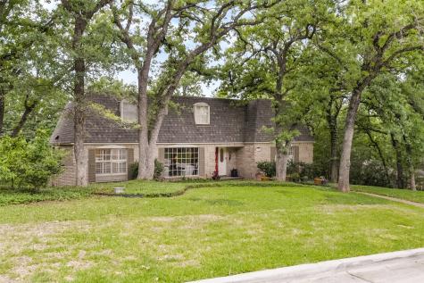 3704 Lynnwood Drive Arlington TX 76013