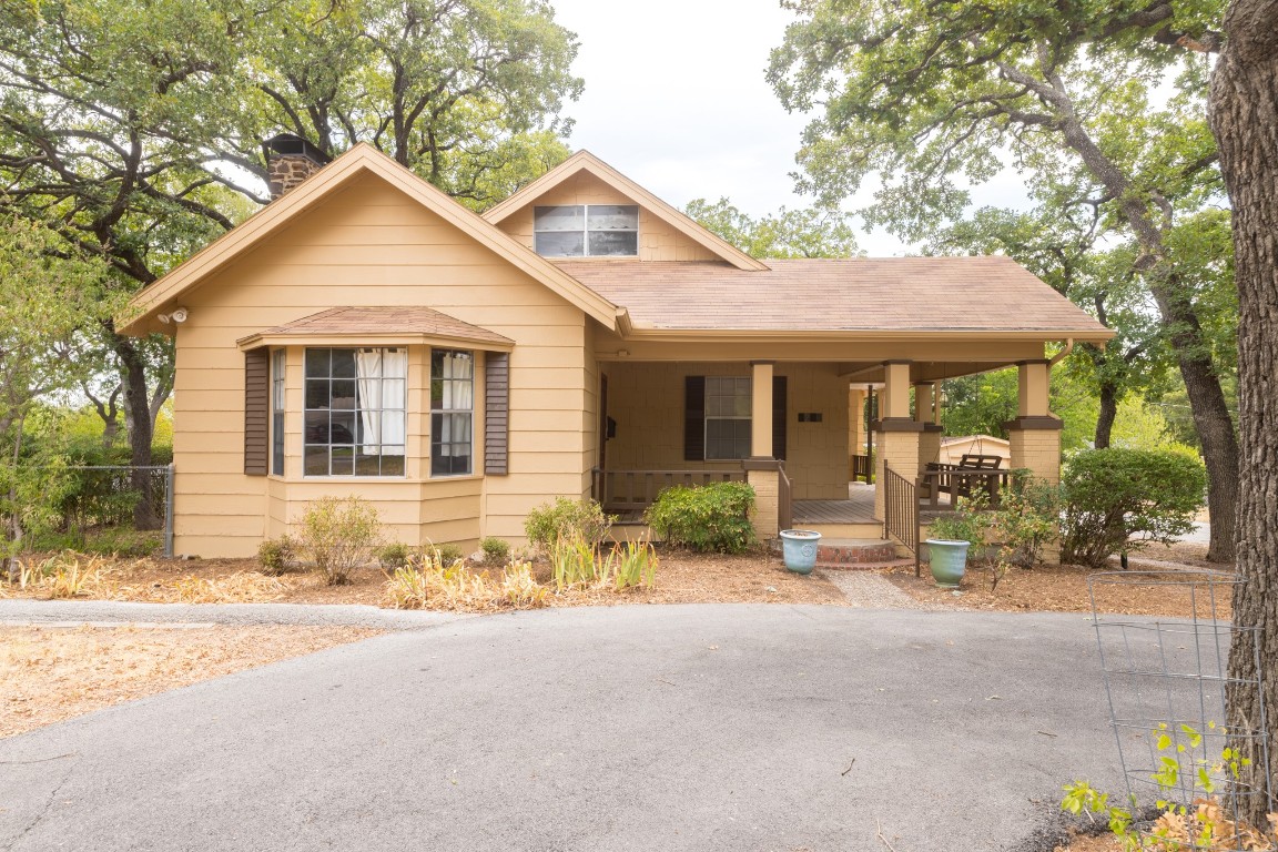 1717 Carl Street Fort Worth TX 76103