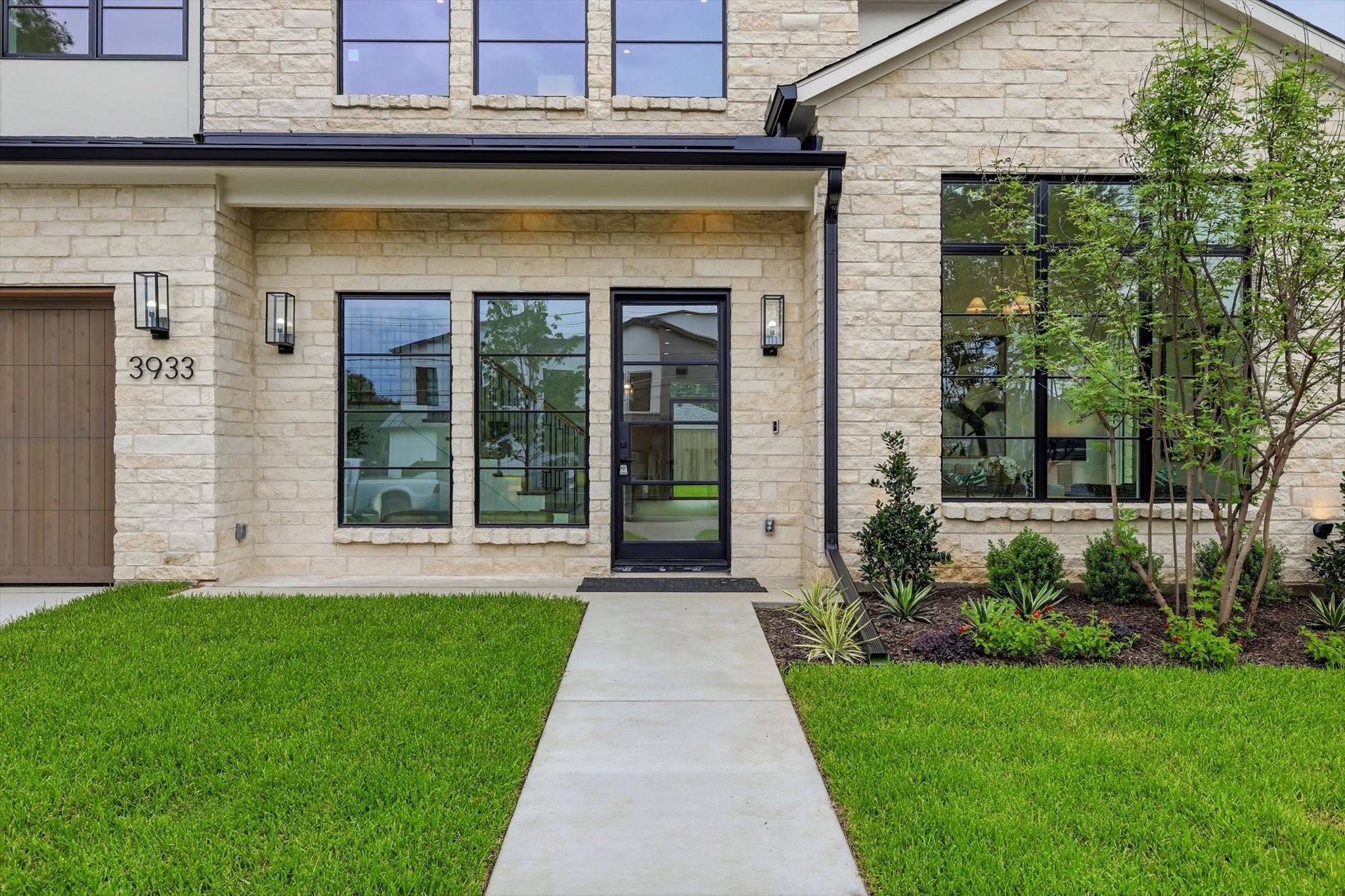 3933 Cortez Drive Dallas TX 75220