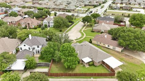7124 Don Gomez Lane Garland TX 75043