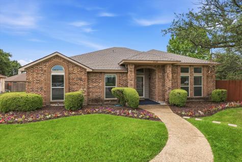 7124 Don Gomez Lane Garland TX 75043